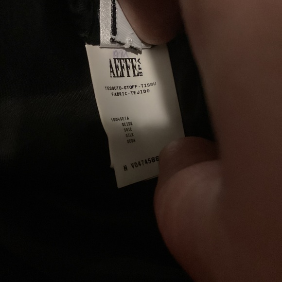 Moschino 100% silk fit and flare dress. Size 10. - Picture 8 of 8